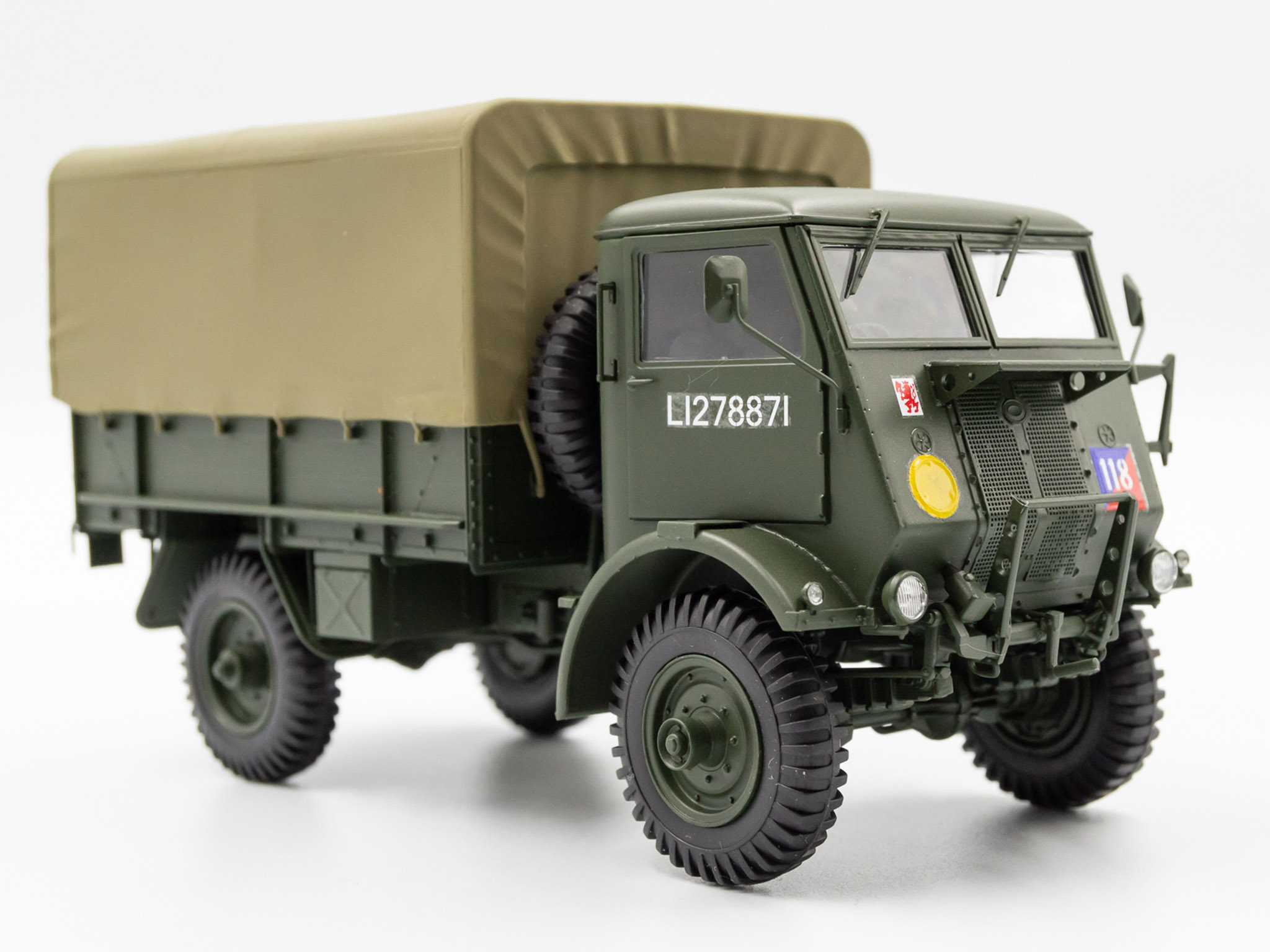 8 WWII British truck 1/35 scale photo-etched Details about   Vmodels 35043 Set model W.O.T 